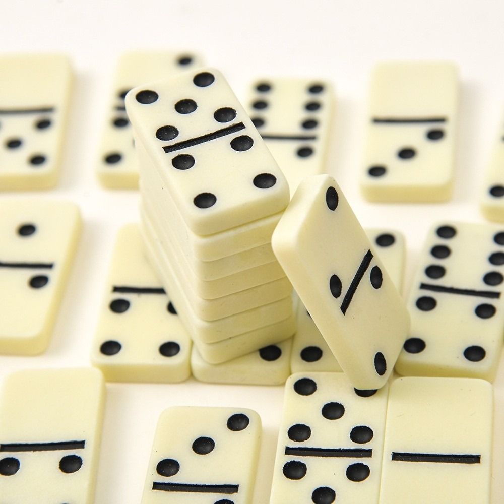 Set di Domino Doppio Sei da 28 - Board Game Simple recensione e prezzo